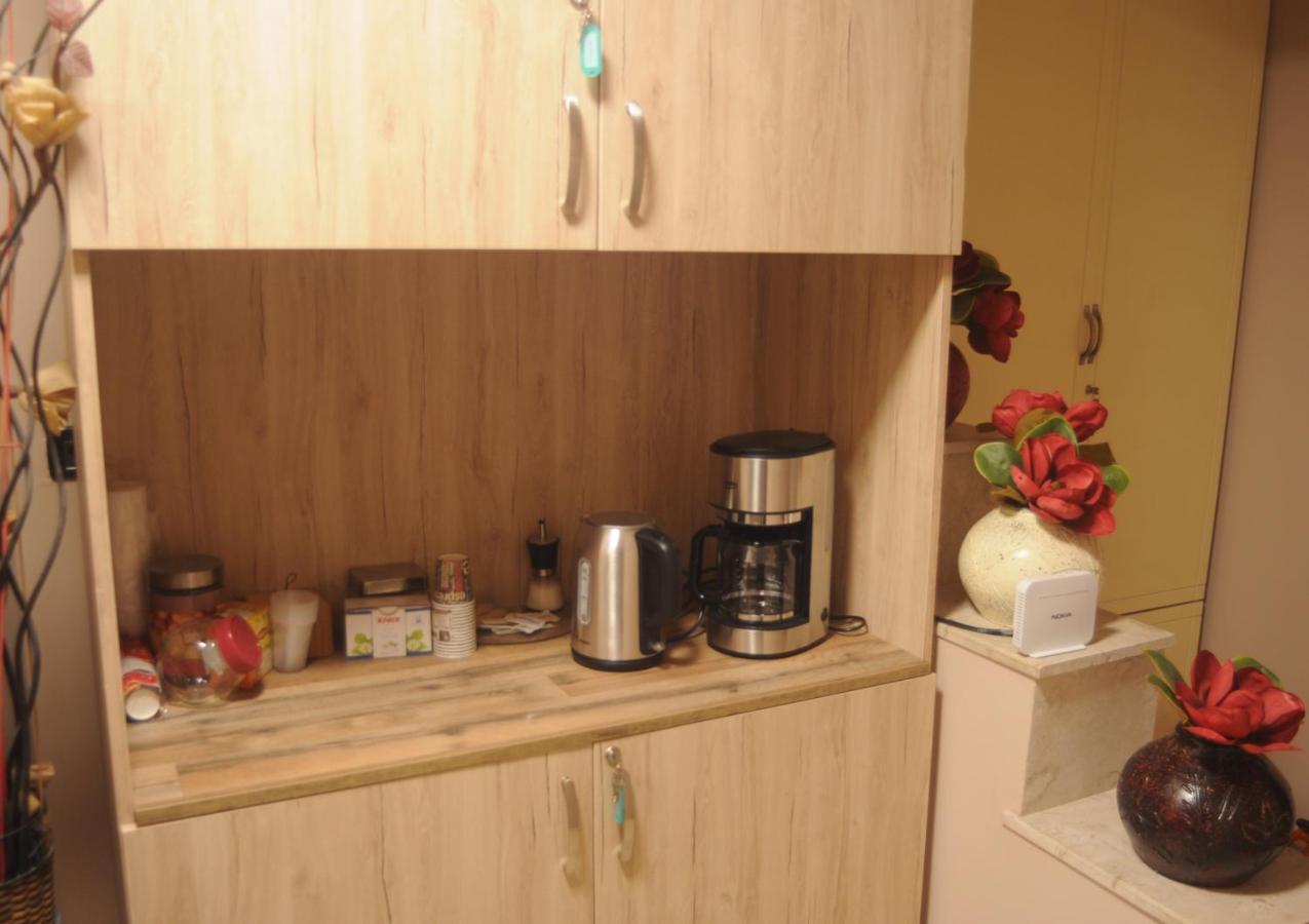 Bliri Myslym Shyri Apartment Tirana Bagian luar foto